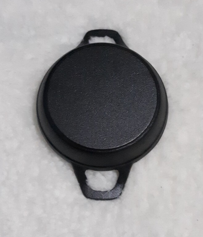 4-Unbranded Mini Cast Iron Skillets 6.3 x 6.3 x 1.5 Inch Cast Iron Pans.