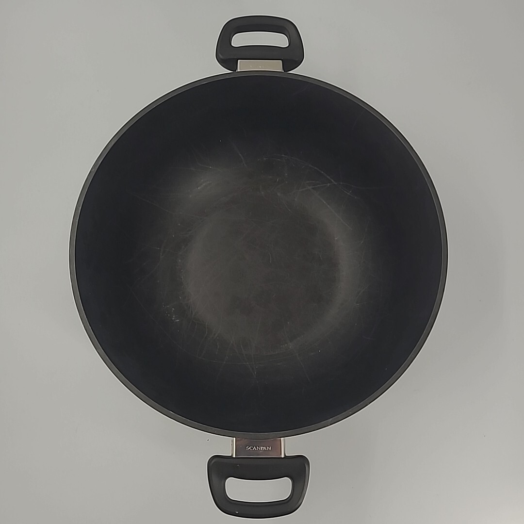 Scanpan 5 QT Anodized Ceramic Titanium Pot H-01 NO Lid