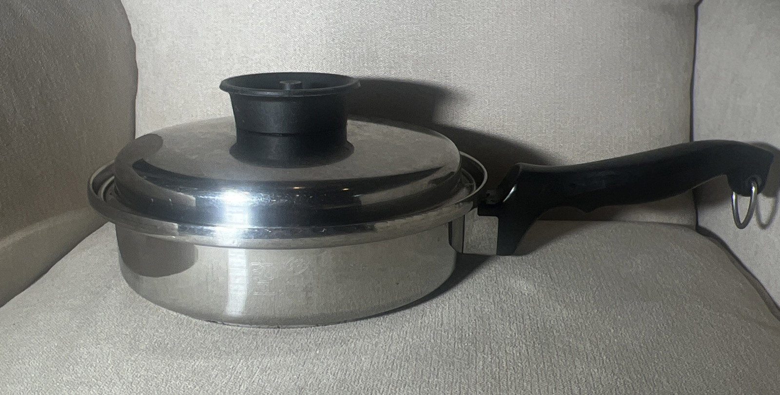 Vintage Chef’s Ware Towncraft 9″ Sauce Pan Frying 2.5 Qt Stainless Steel w/ Lid
