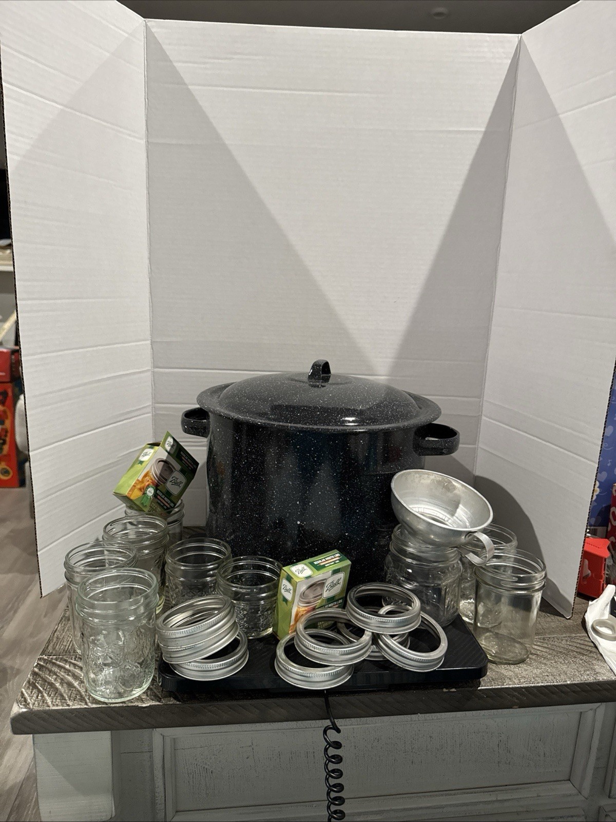 Canning Pot With Accessories, Small Glass Jars (11) Canning Lids 1 1/2 Box Ring