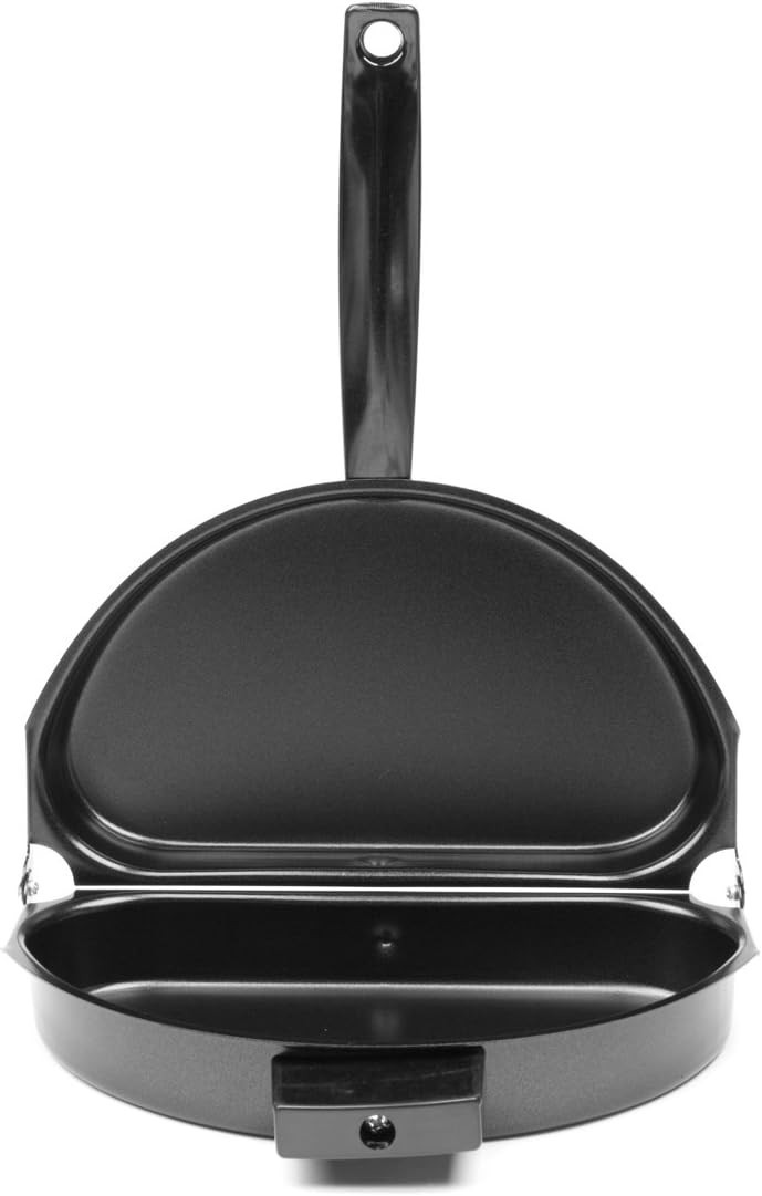 Non-Stick 8.75” Omelette Pan with Dual-Sided Design – Perfect for Home Cooks