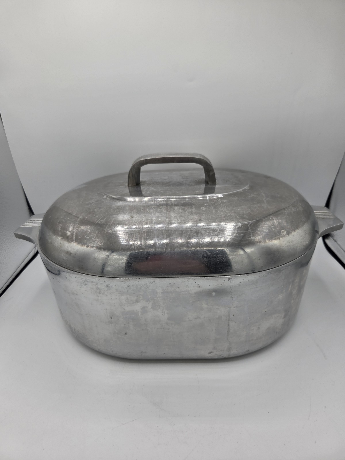 8 Quart MAGNALITE GHC USA Roasting Pot Heavy Duty Aluminium With Lid