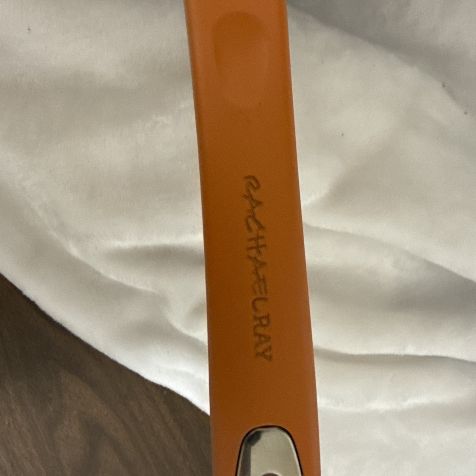 RACHAEL RAY Anodized Non Stick Oval Saute Pan w/Lid Orange Handle 13.5” x 9” x 3
