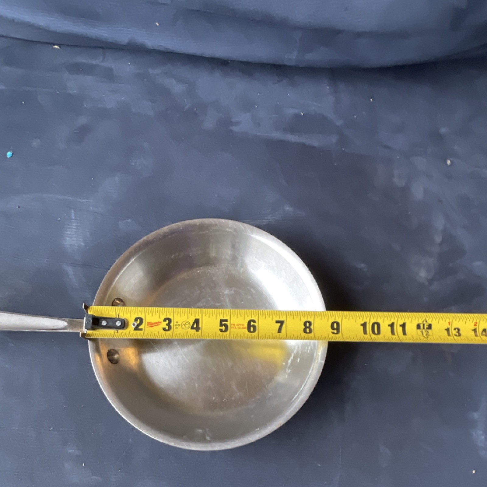 All-Clad Round Frying Pan Stainless Steel 8 in Silver Long Handle Gas/Electric