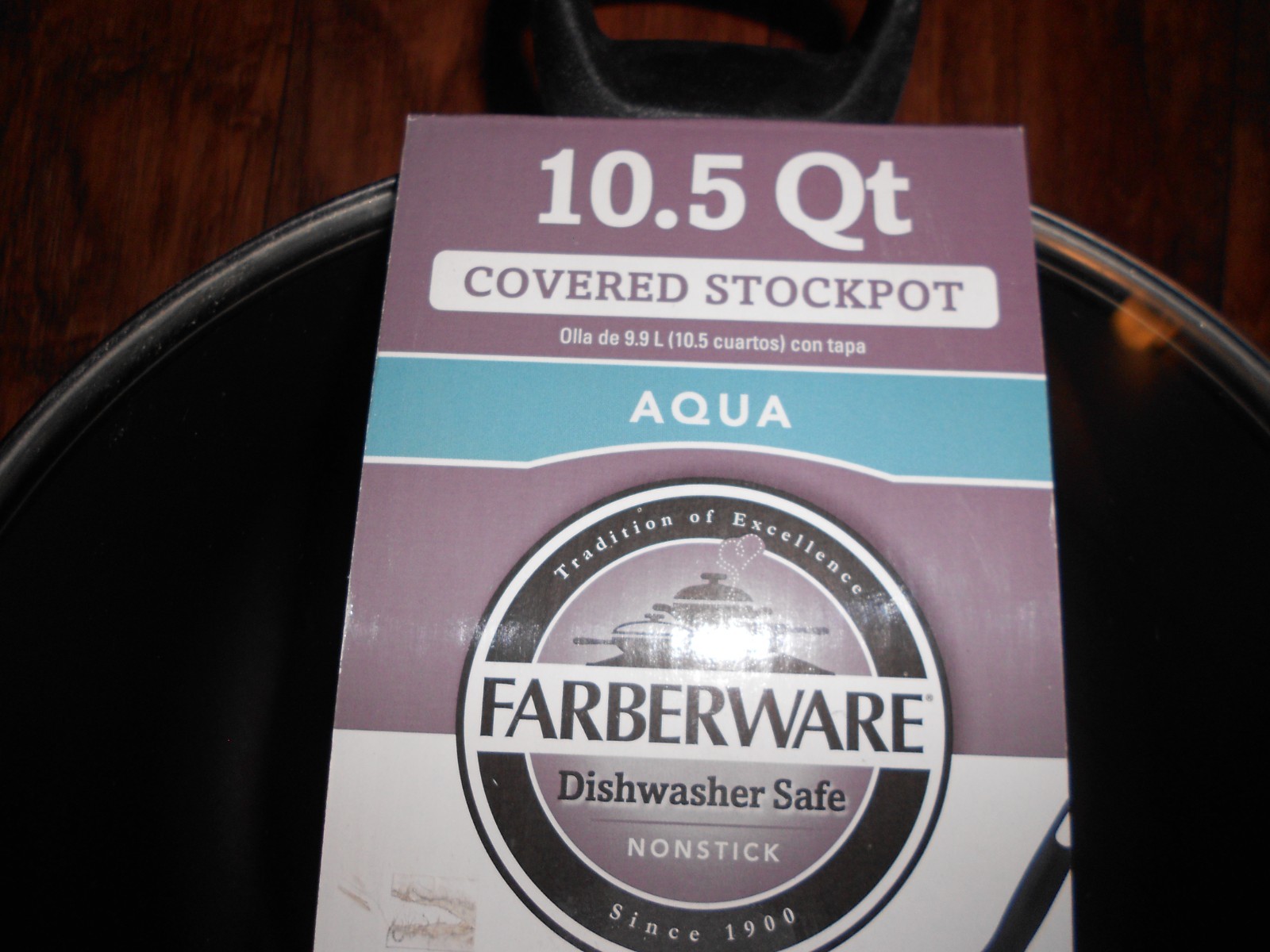 NEW Farberware 10.5 Quart Covered Stockpot Aqua $60