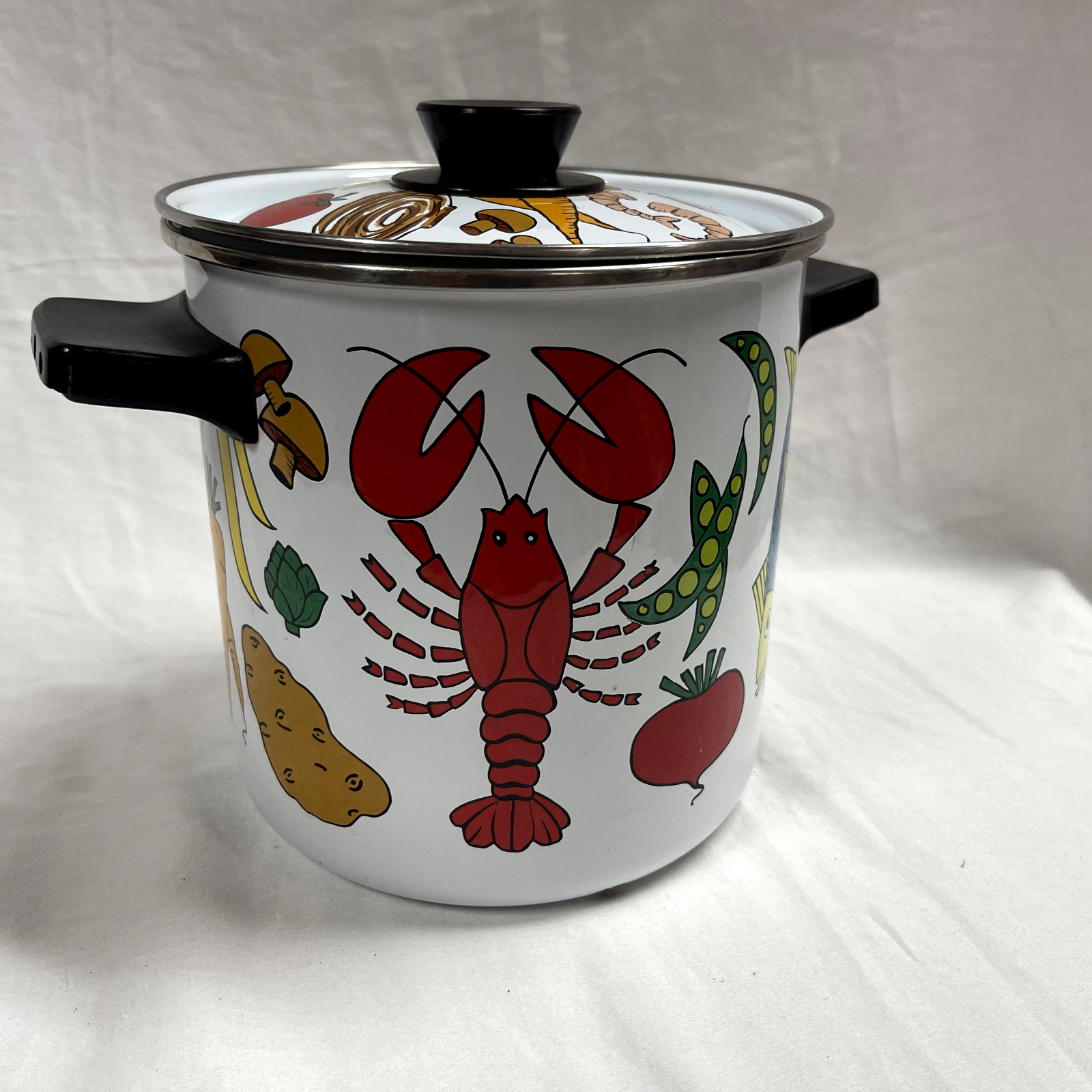 MCM San Ignacio Enamel Seafood Lobster Stock Pot Veggies Beautiful