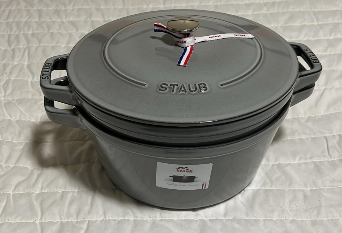 Staub Cast Iron, 5 qt, Round, dutch oven, 3-pc Stackable Set