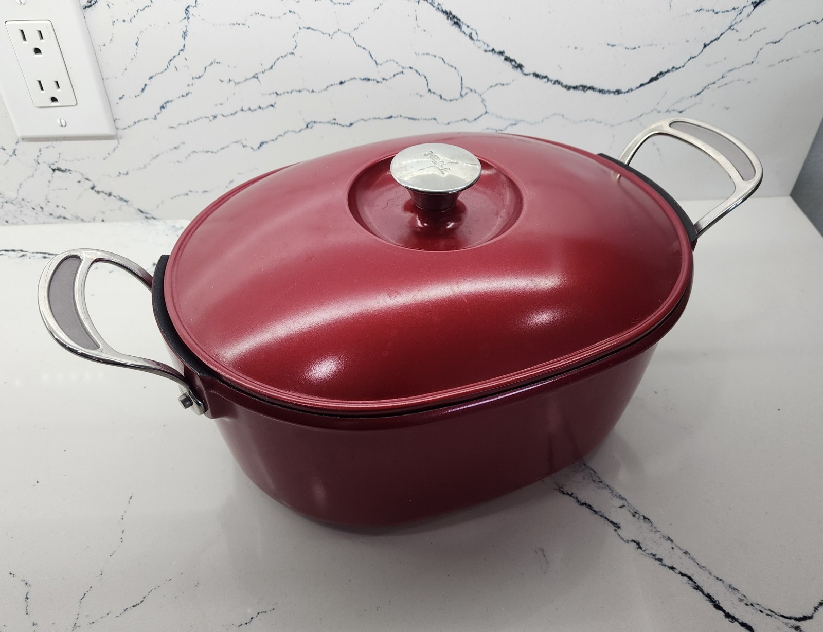T-fal Oval Covered Pot 6.3 Qt Ruby RED 12″ Nonstick