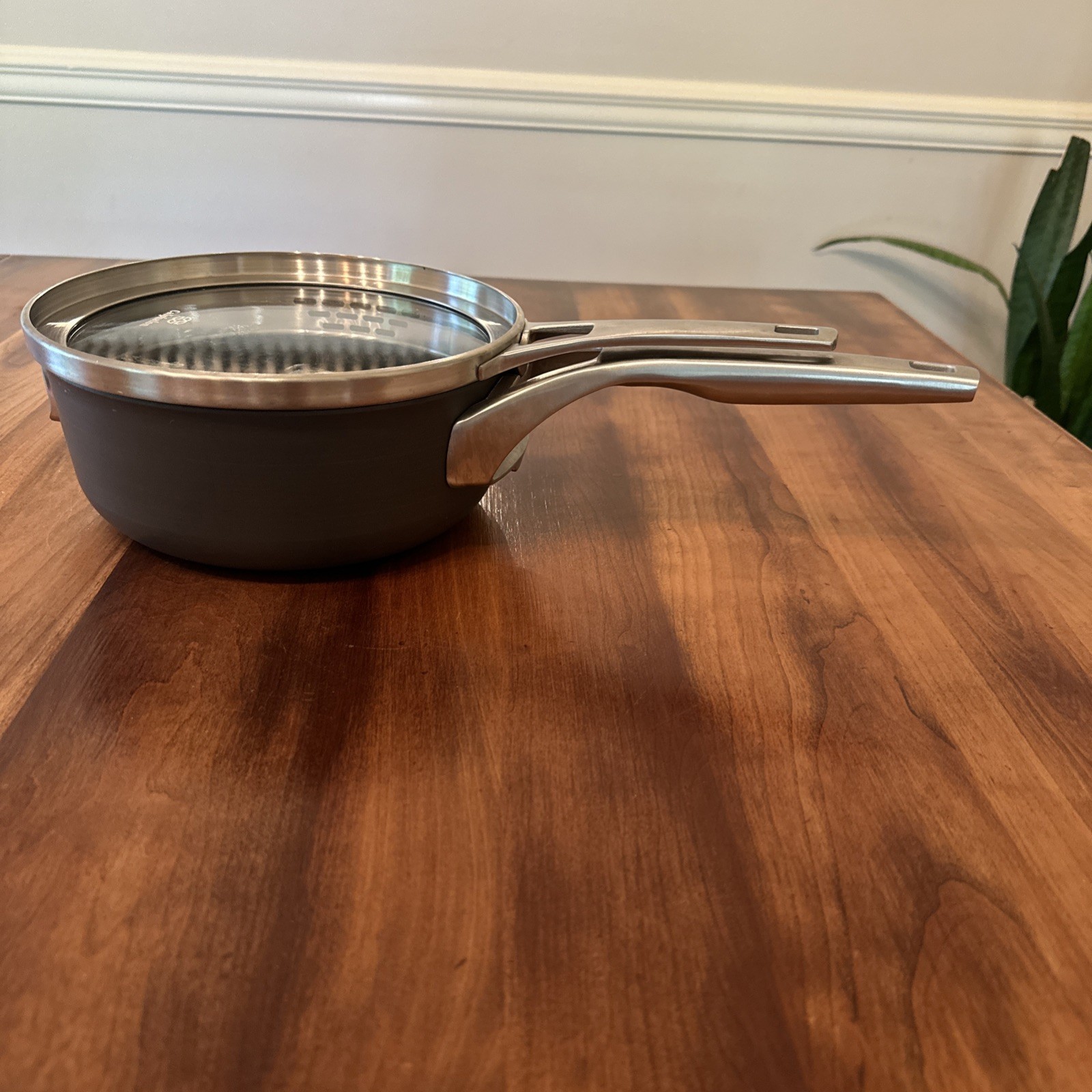 Calphalon With Glass Lid Premier 87025 2.5 Qt 2.3L Hard Anodized Nonstick