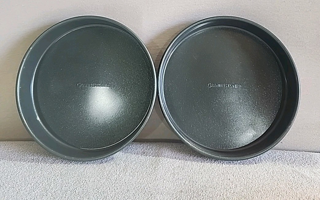 2 Green Granitestone Cake Pan 9.5″ New (Few Minor Scratches)