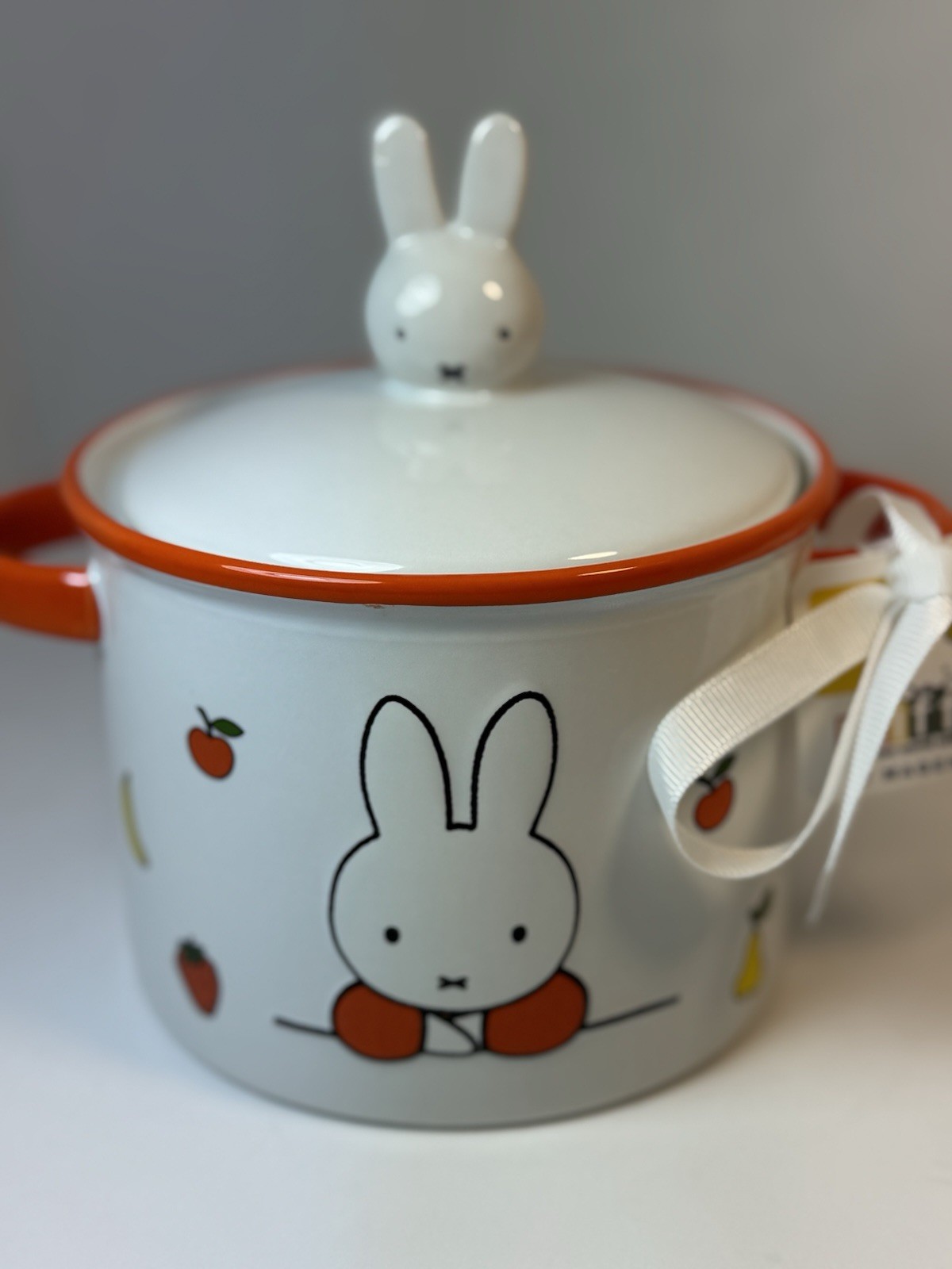 NWT Miffy Magenta Dick Bruna Ceramic Baking Dish Bunny w Lid 4.5 in diameter