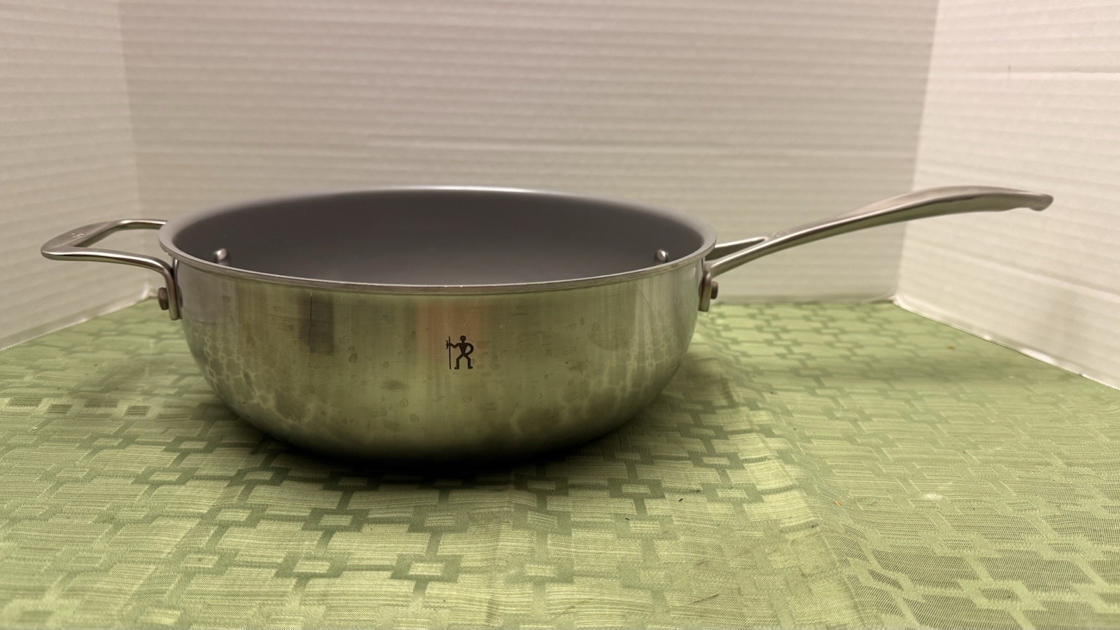 ZWILLING Spirit 3-ply 4.6-qt Stainless Steel Perfect Pan