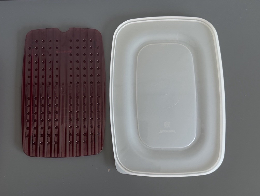 Tupperware Vintage Microwave Rectangle 1.7L Cooker Steamer Cranberry Red 4 Piece