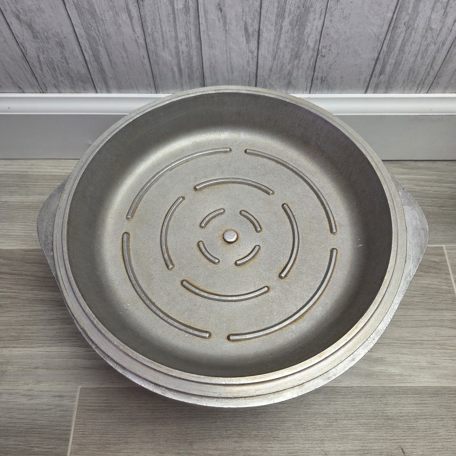 Vintage Range Craft 5 QT Dutch Oven Pot Cream/Gold Wheat Pattern Retro Decor