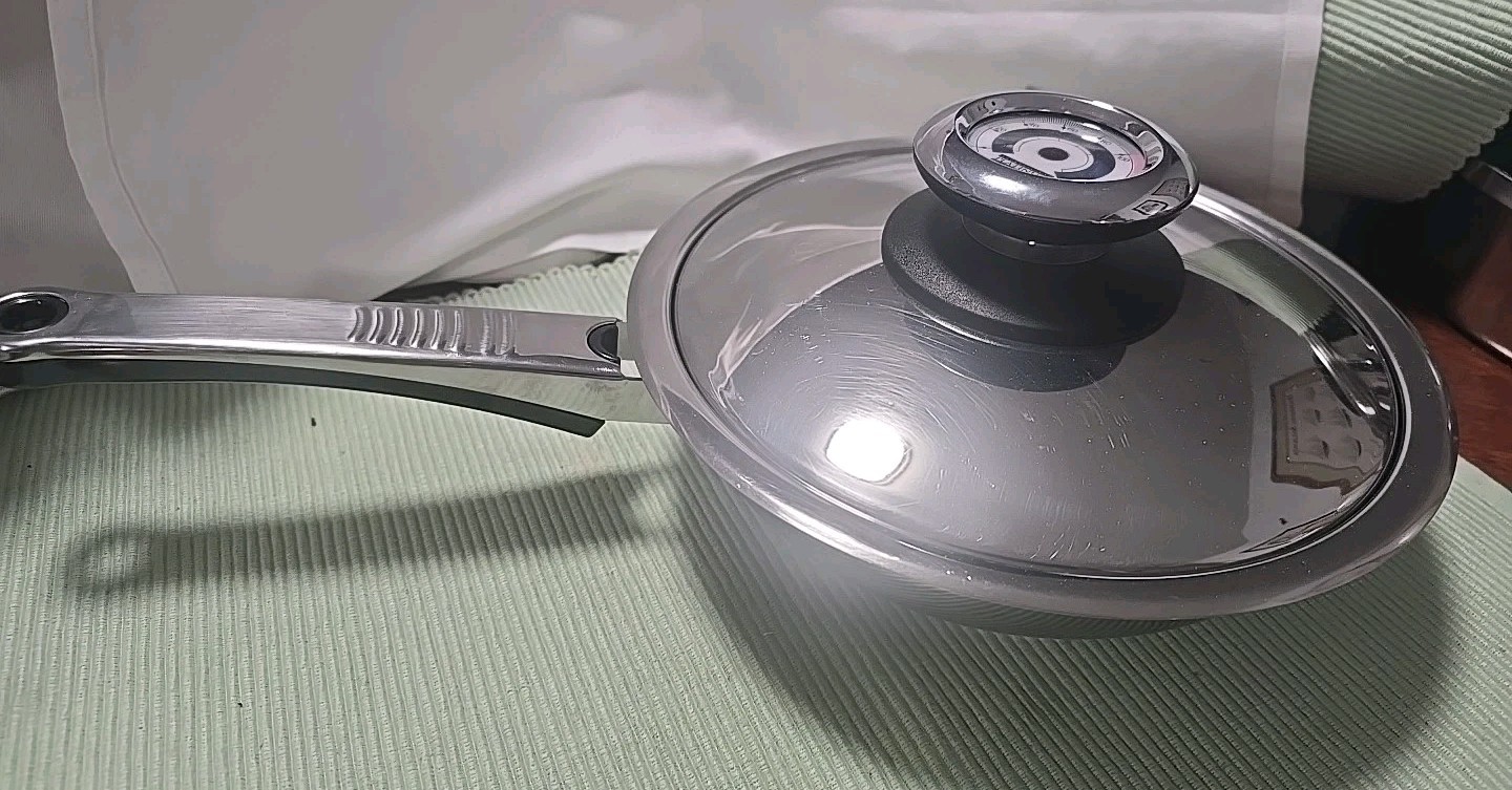 Platinum 24 Element T304 Stainless Skillet 9”