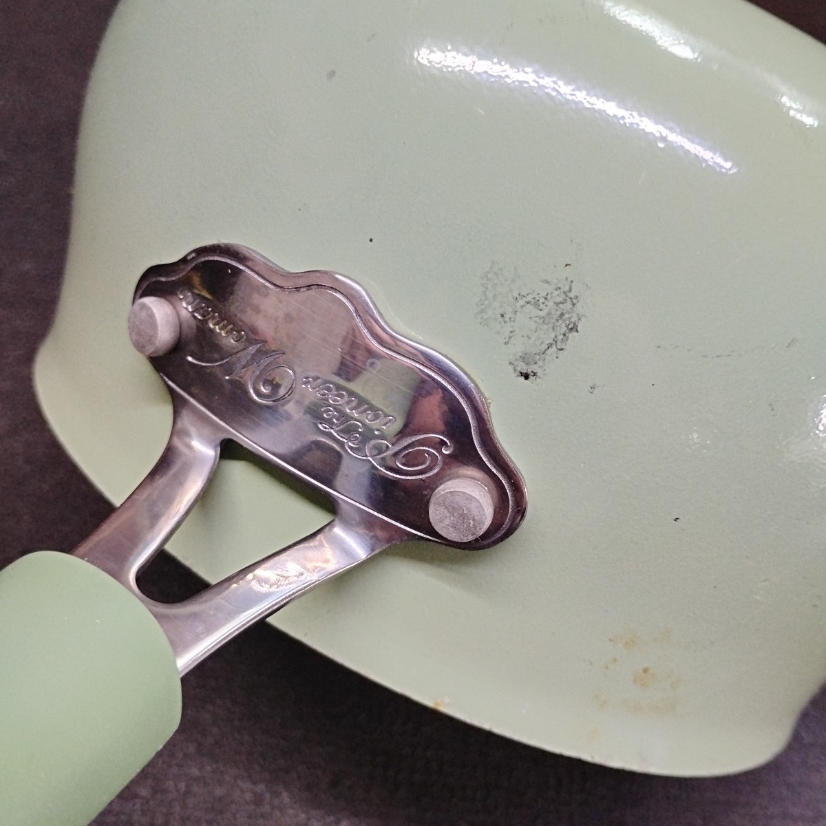 Pioneer Woman 2916TBT Teal Bell-Shaped Sauce Pan With Glass Vented Lid