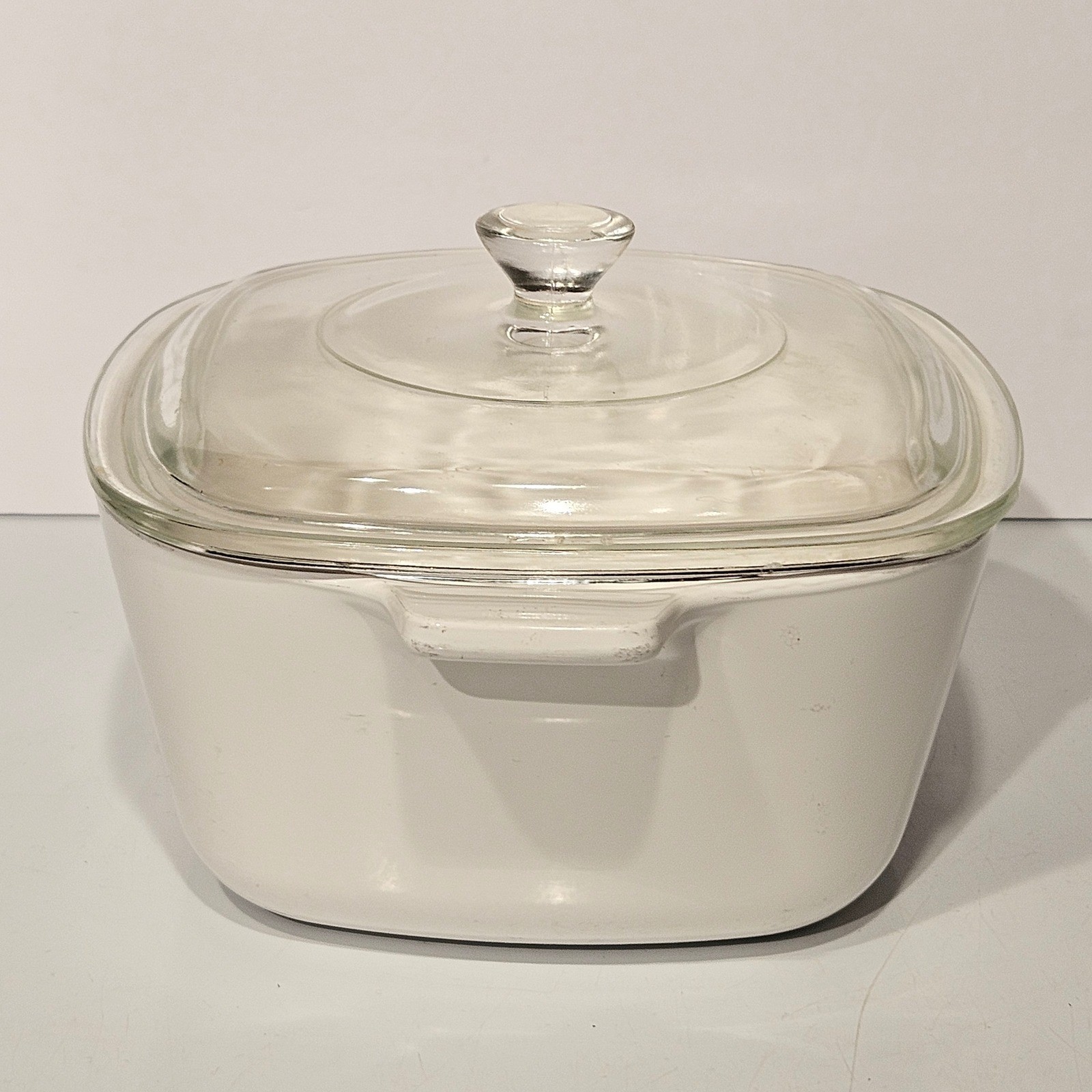 Corning Ware Casserole Dish 1.75 QT White Blue Cornflower P-1 3/4-B with Lid