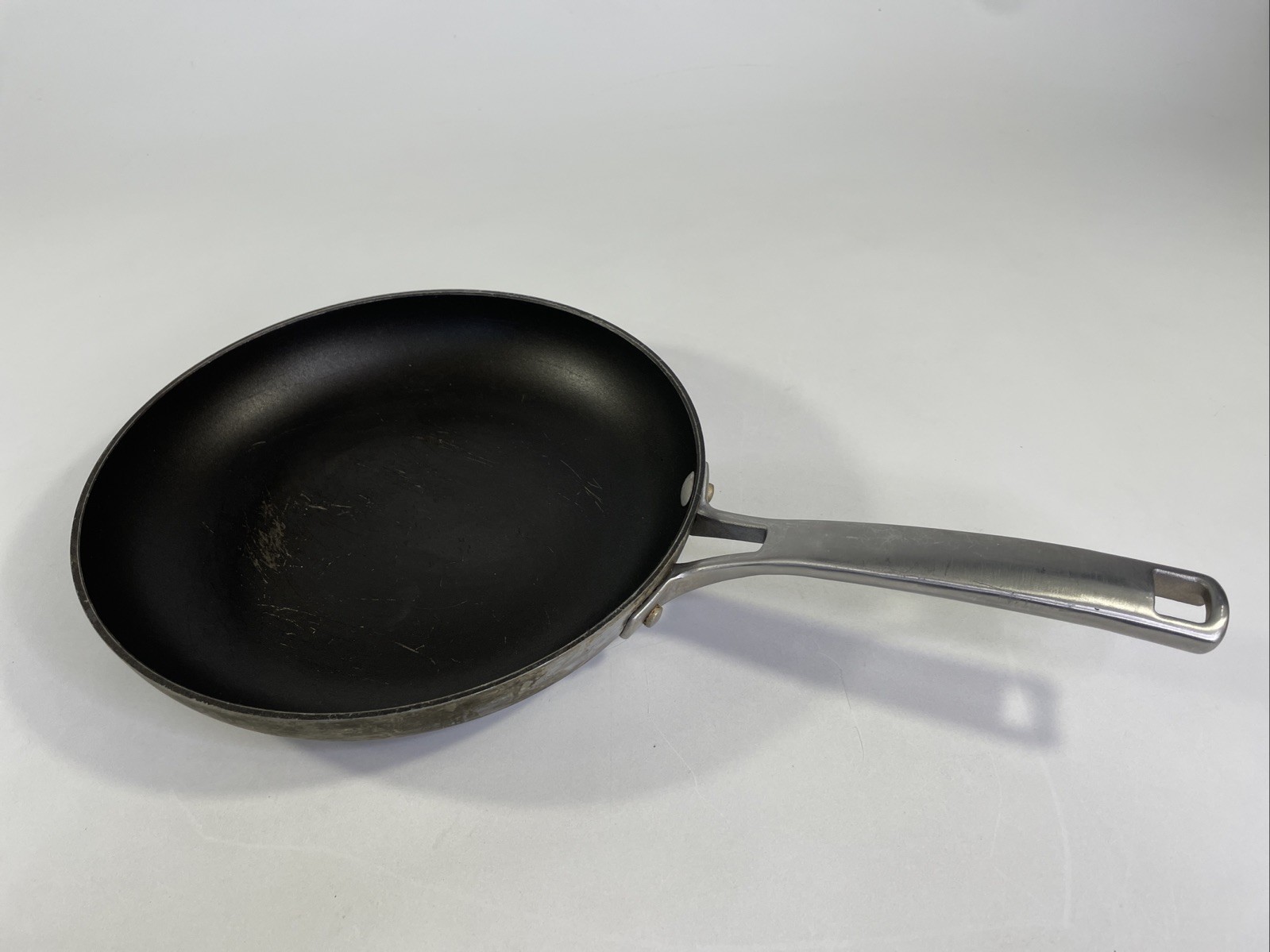 Calphalon Chefs Pan 10″ Classic Skillet Non-Stick Aluminum Fry Sauté Pot no Lid