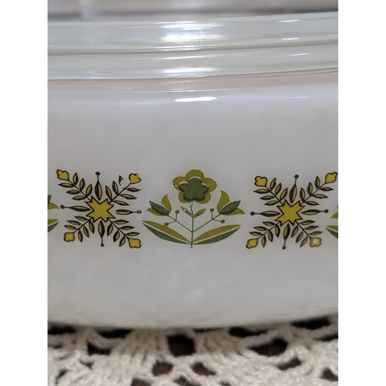 Vintage Anchor Hocking Fire-King Casserole Dish 1.5 QT green Meadows Floral