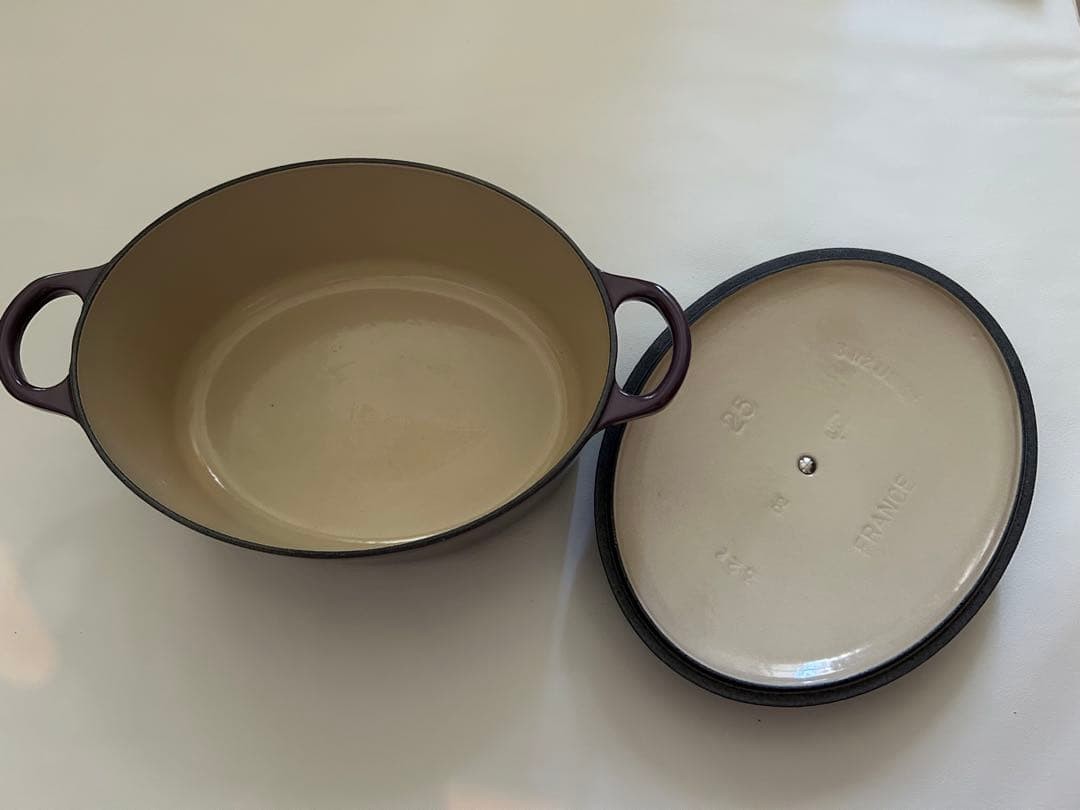 Le Creuset Oval Cocotte 25cm 2-3/4qt 9″ Cassis Purple Casserole Enamel Cast Iron
