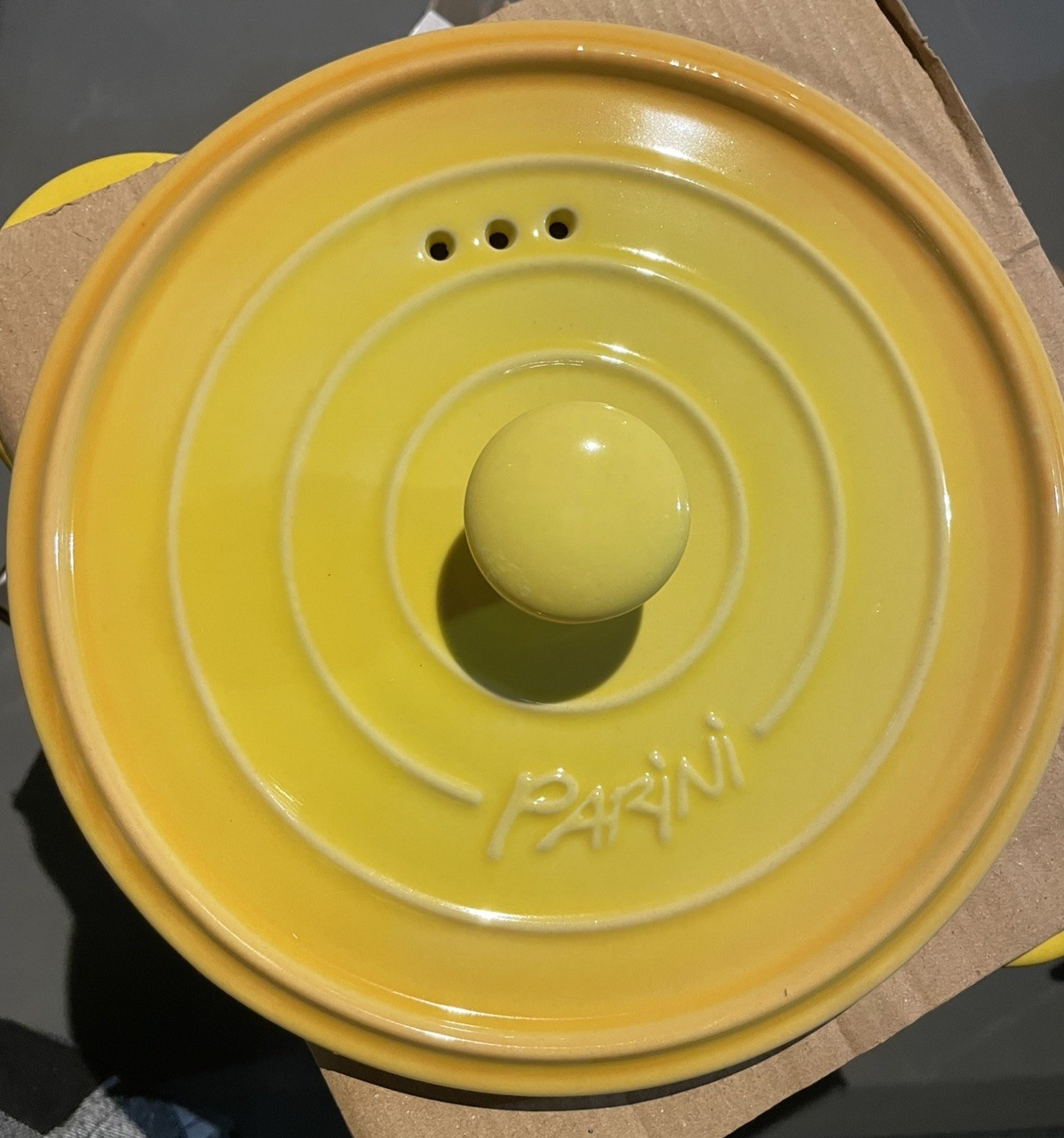 New in Box PARINI 1.5 QT Flameproof Casserole Dish Yellow