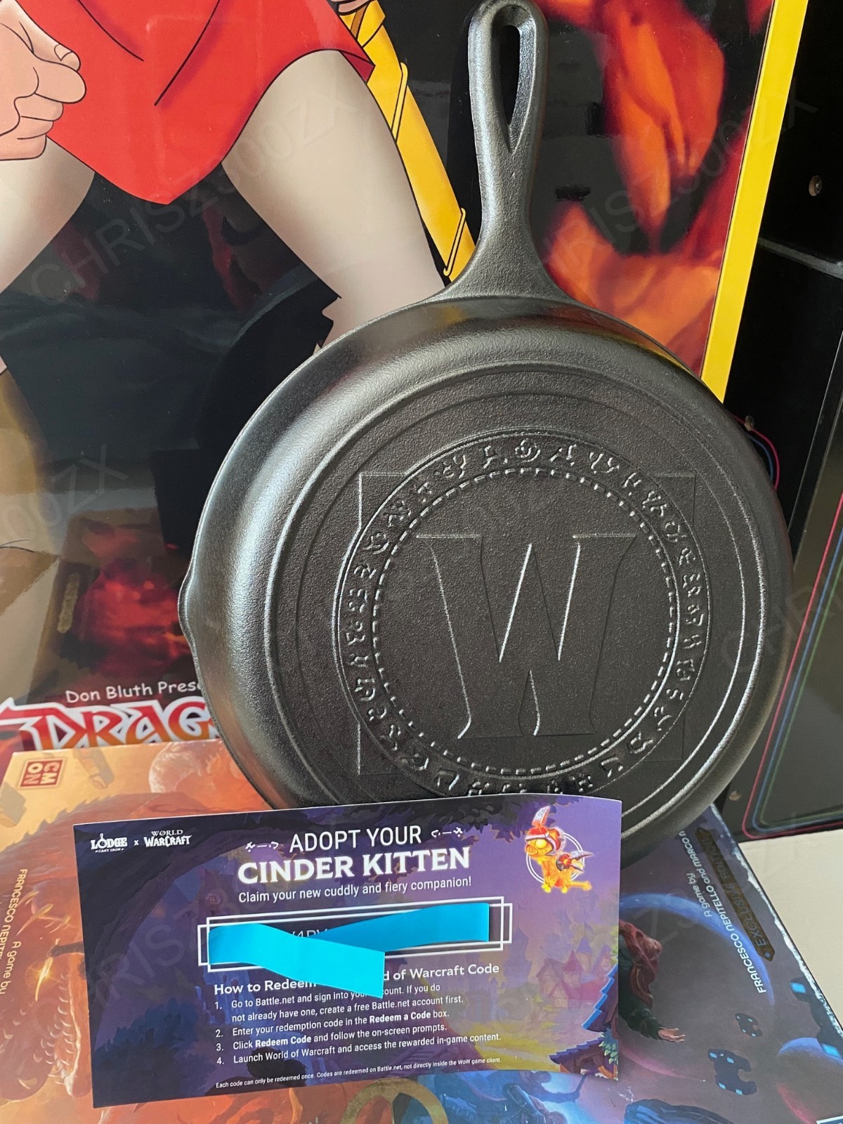 World of Warcraft Midnight 10.25″ Cast Iron Skillet Pan Cinder Kitten Companion