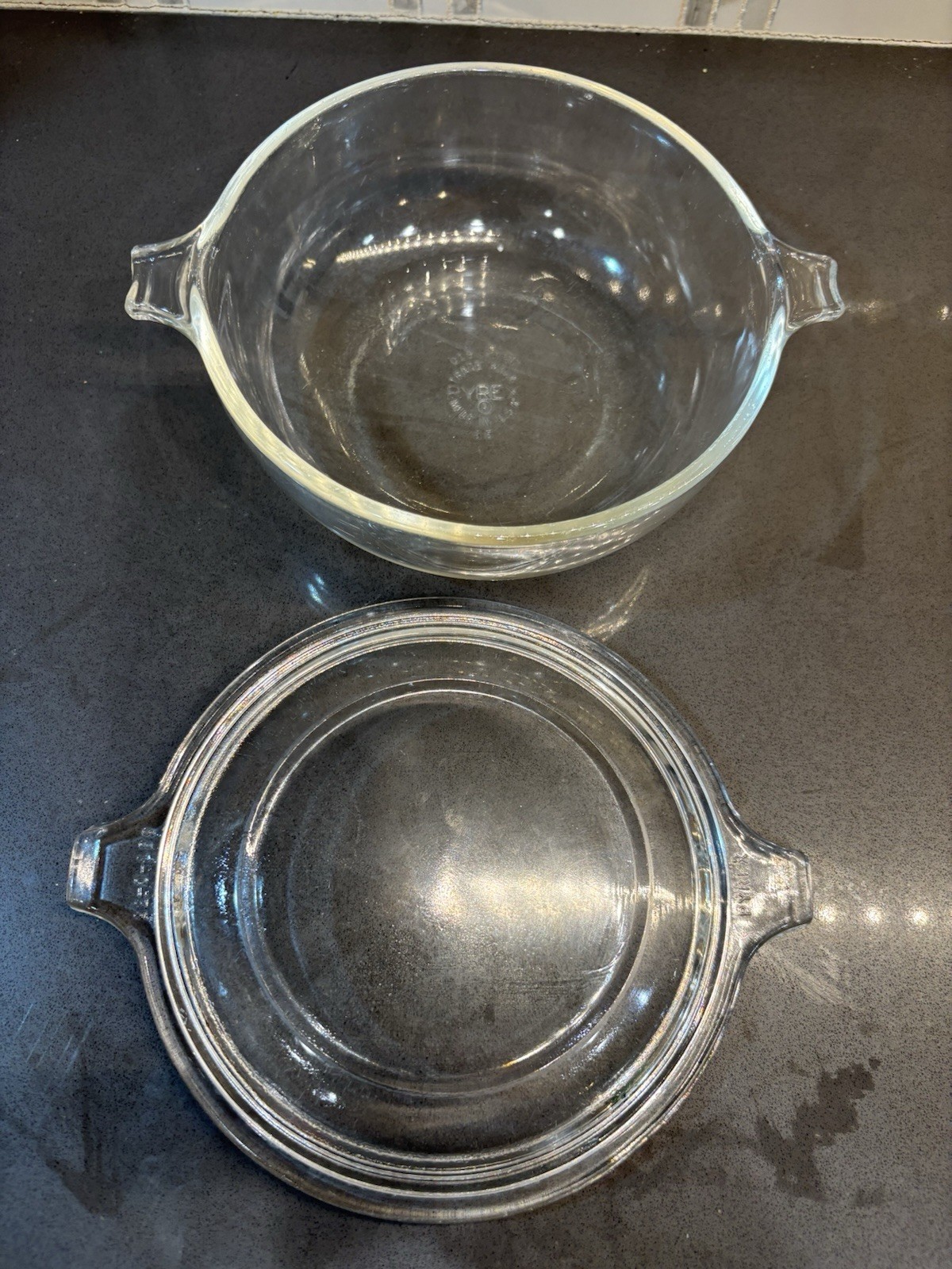 Pyrex Casserole Dish Clear 20 oz Round Glass 019 with 681-C-35 Lid