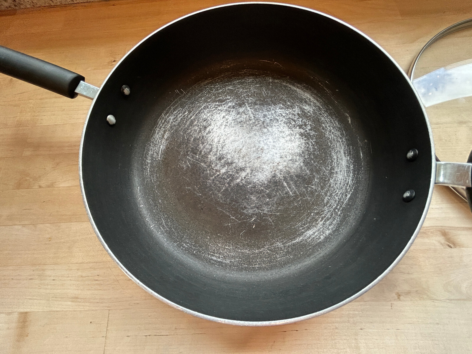 Frying Pan With Glass Lid – 12″ x 3″ – Oven and Dishwasher safe