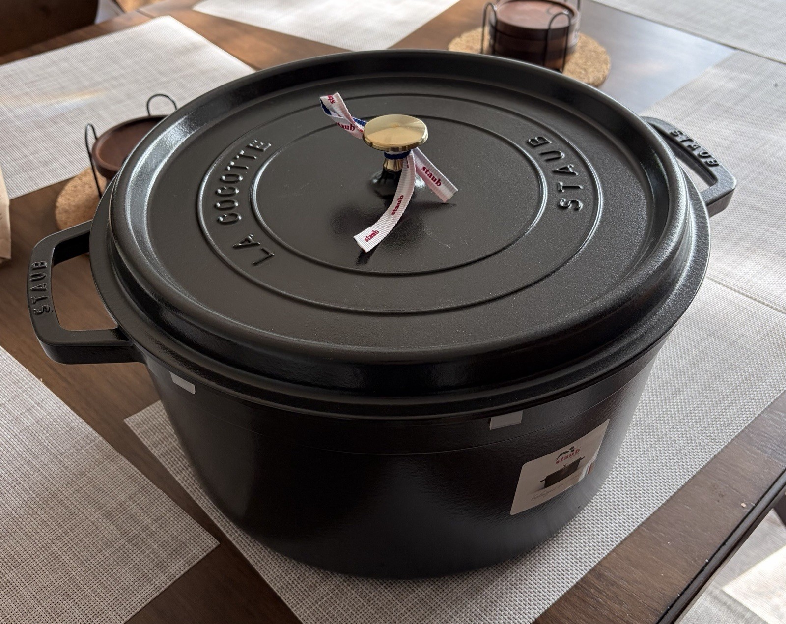 New Staub Cast Iron Round Cocotte 13.25 QT Noir / Black