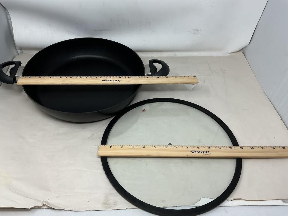 Scanpan IQ 12-1/2-Inch Covered Chef Pan
