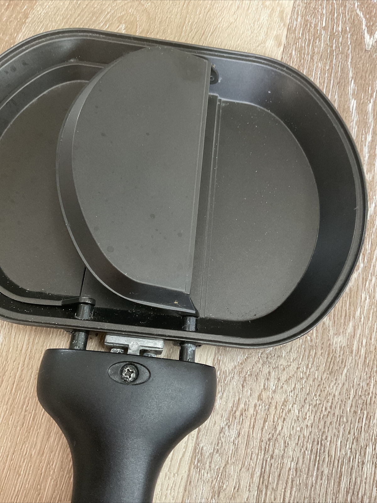 Elite Collection Omelet Pan – Unbranded