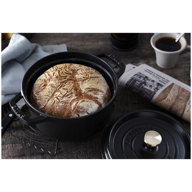 2.75 qt, Round, Dutch Oven – Color Black Matte