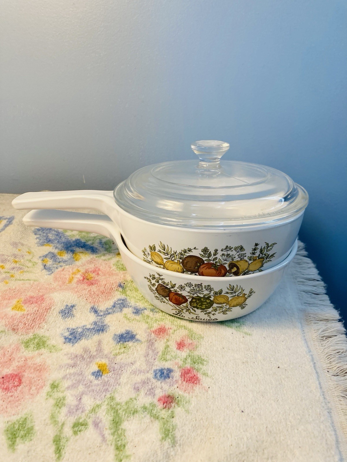 2 Vintage 1970-80 Corning Ware Spice of Life Sauce Pan P81B & P82B W/P81C Lid