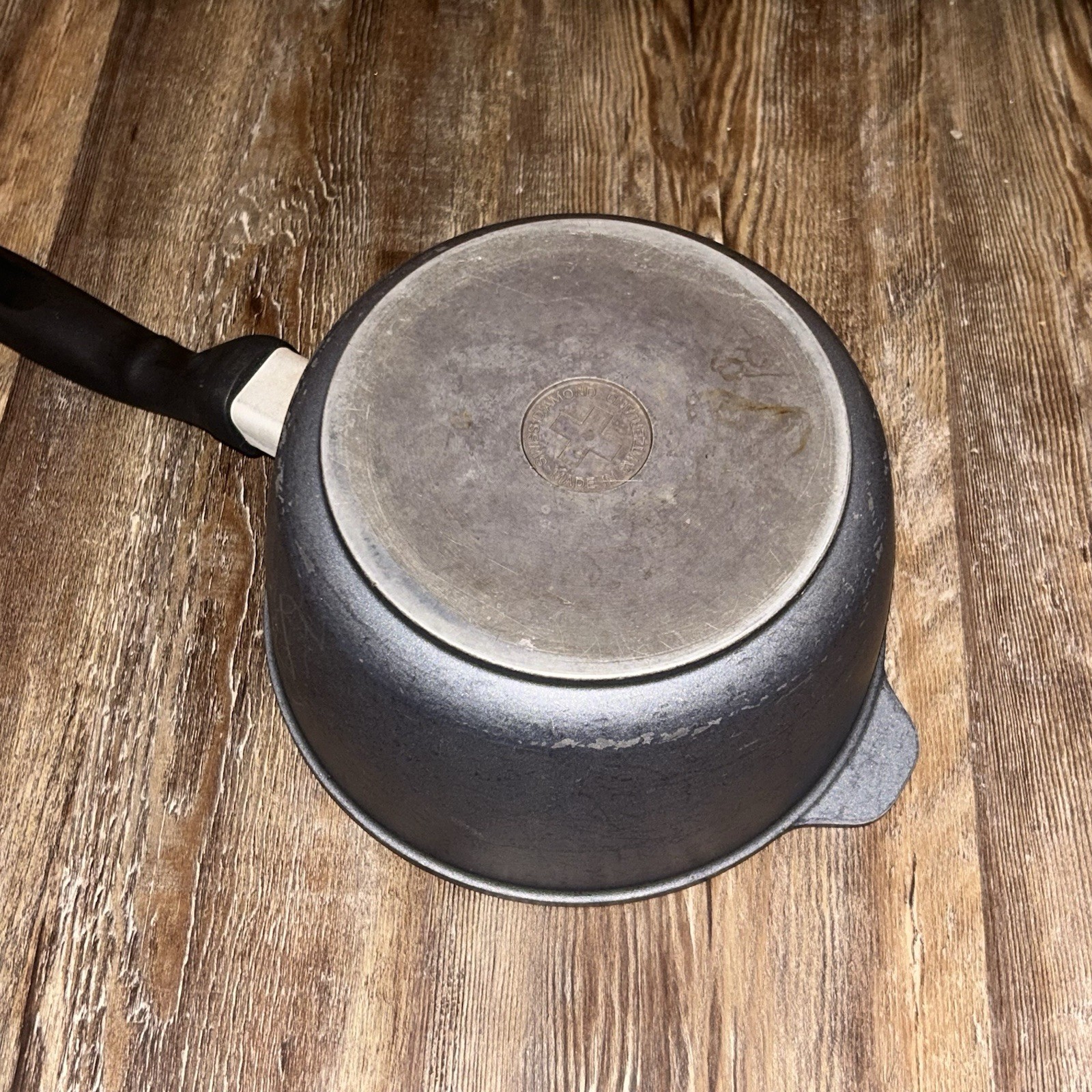 Swiss Diamond XD Sauce Pan 2.2Qt (2.1L) – 7″ (18cm) Made In Switzerland Durable