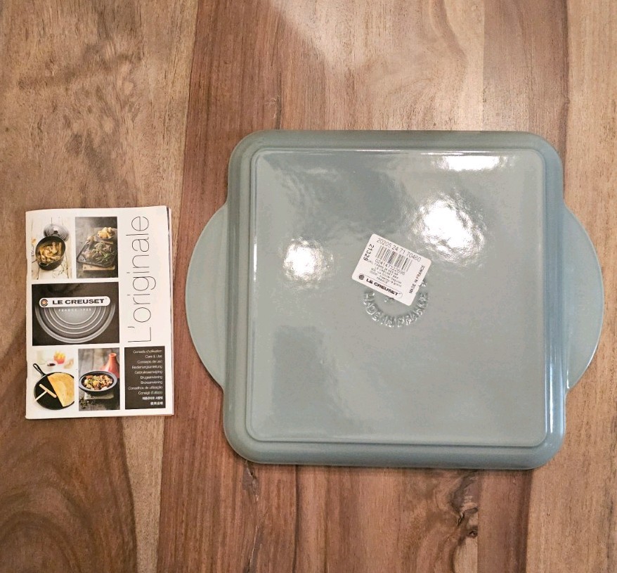 Le Creuset Enameled 9.5 in Cast Iron Square Grill SEA SALT NEW