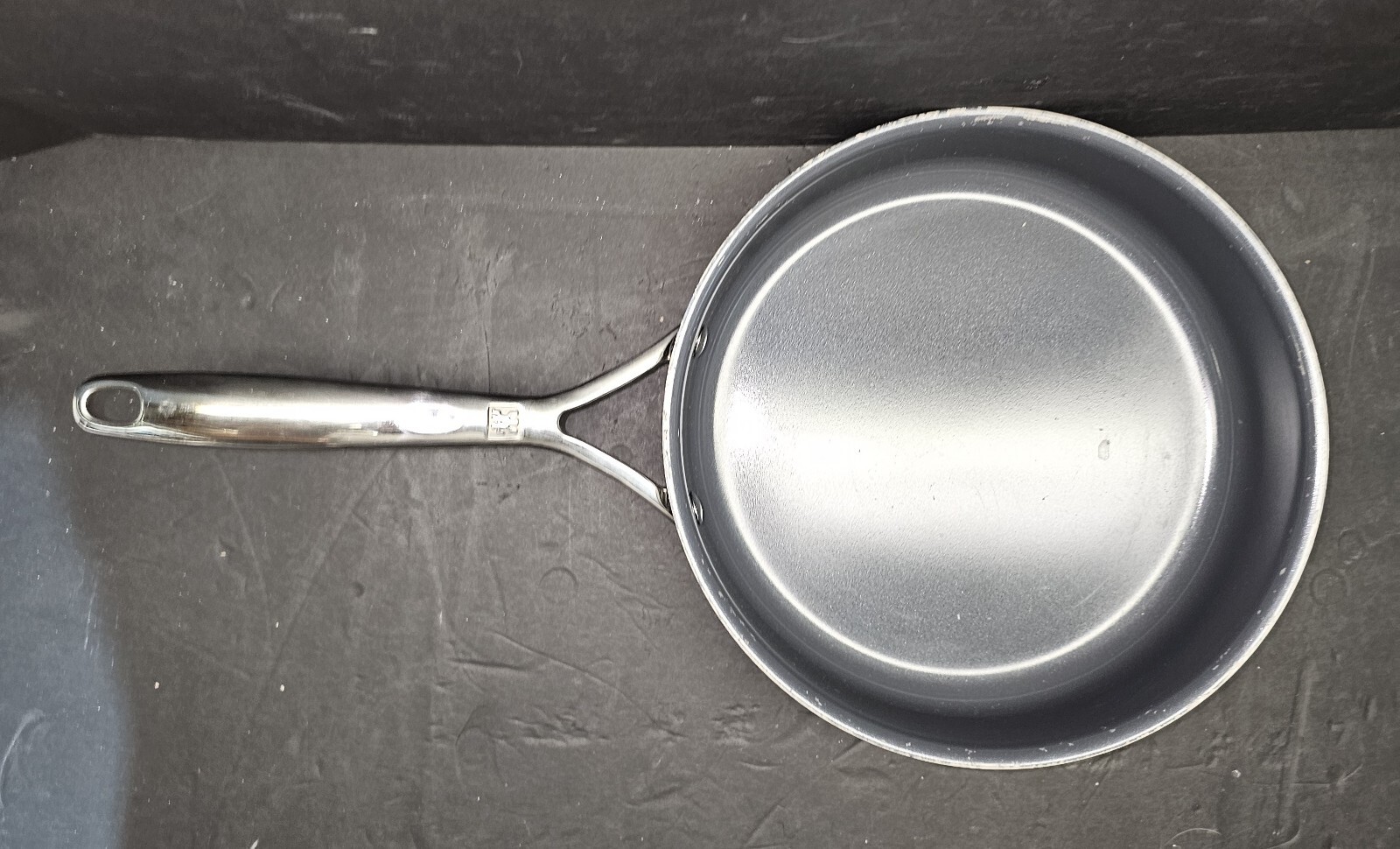5 Pc JA Henckels Zwilling Cookware Set 3qt Sauce Pan 8 & 10in Fry Pan 6qt Dutch
