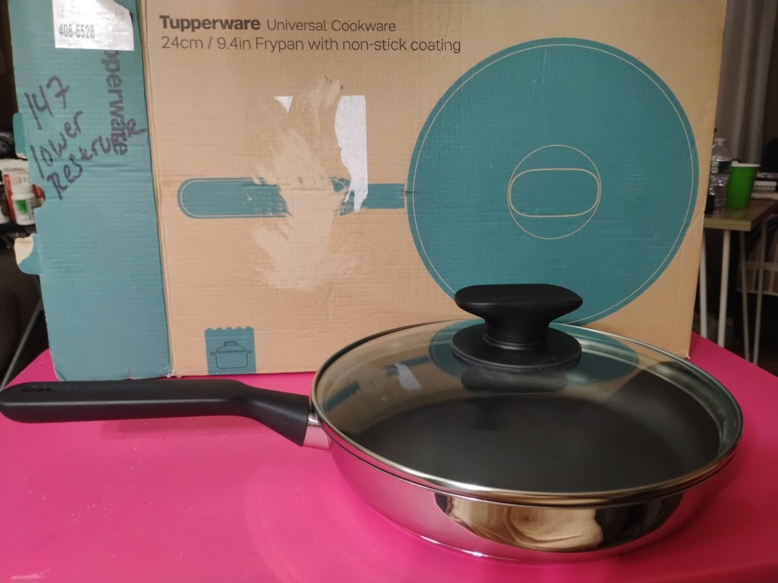 Tupperware Universal Cookware 9.4″ Fry Pan Nib