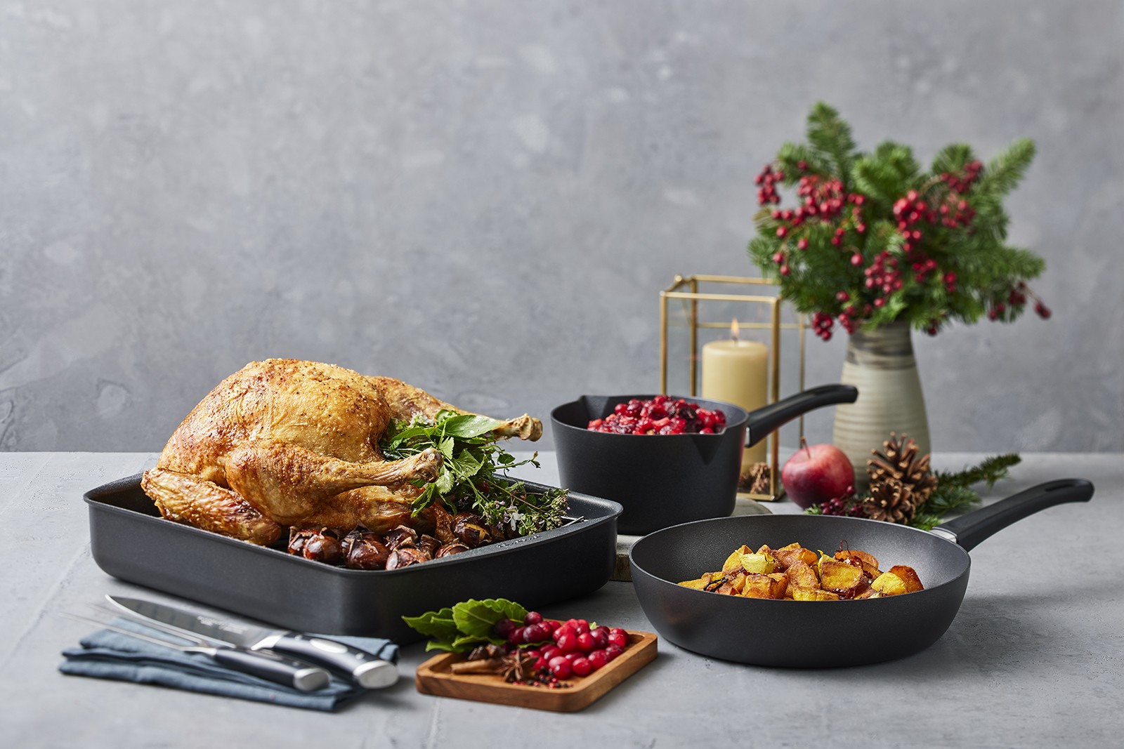 Scanpan Classic 15.25″ x 10.5″ Roasting Pan, 5.25 Qt.