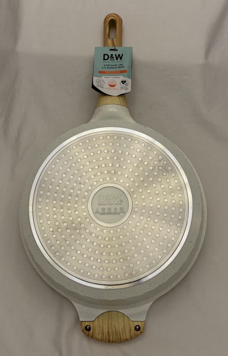 D&W Deane & White 3.9qt Sauté 11” Non-Stick Skillet W/Lid Shiny White NWT
