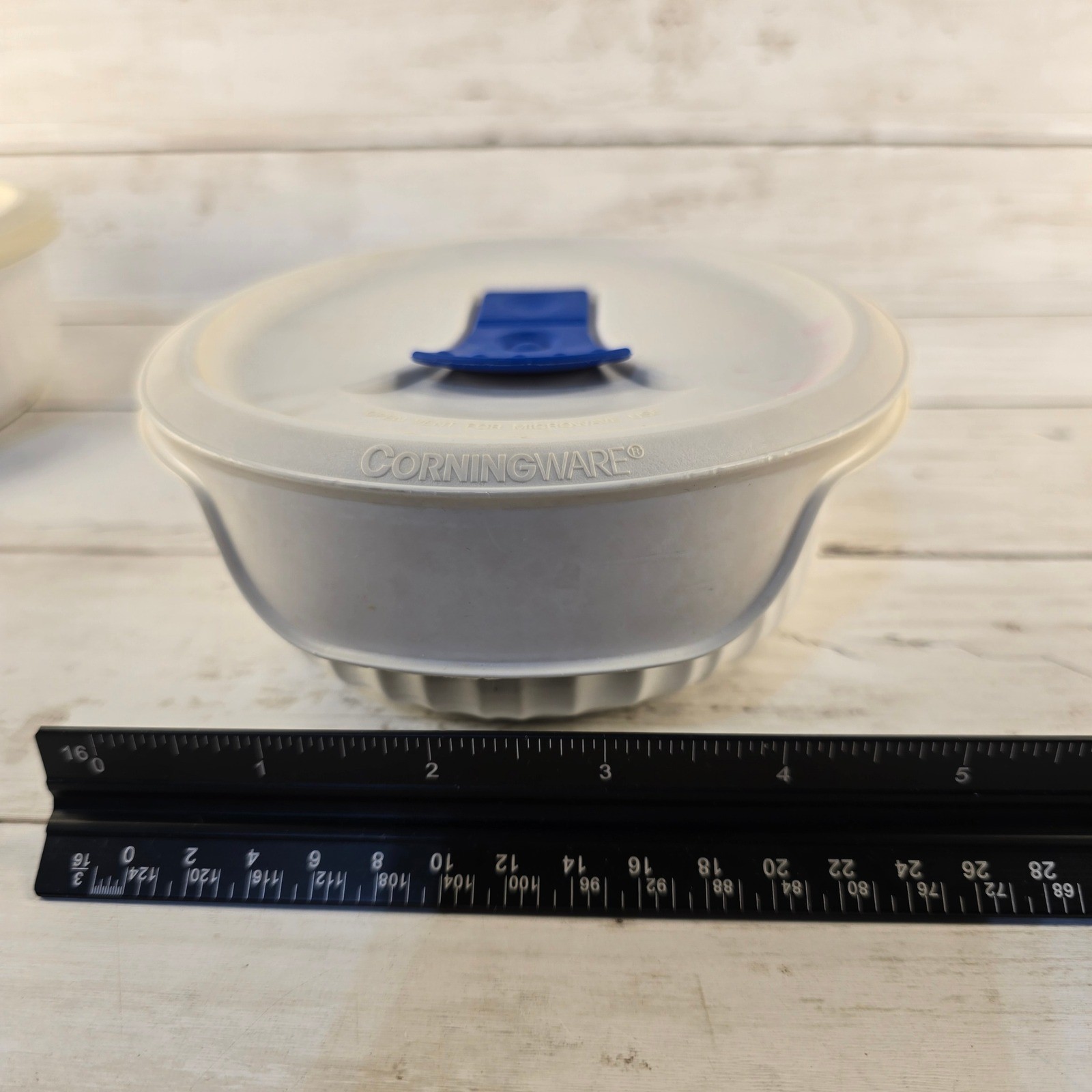 CorningWare French White Stoneware Bowl Set 16oz 24oz with Vented Lids 2pc