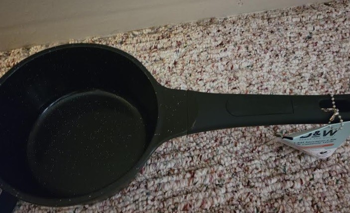 D&W Deane & White 1.4qt Saucepan Nonstick W/Lid 6.3in/Black NWT