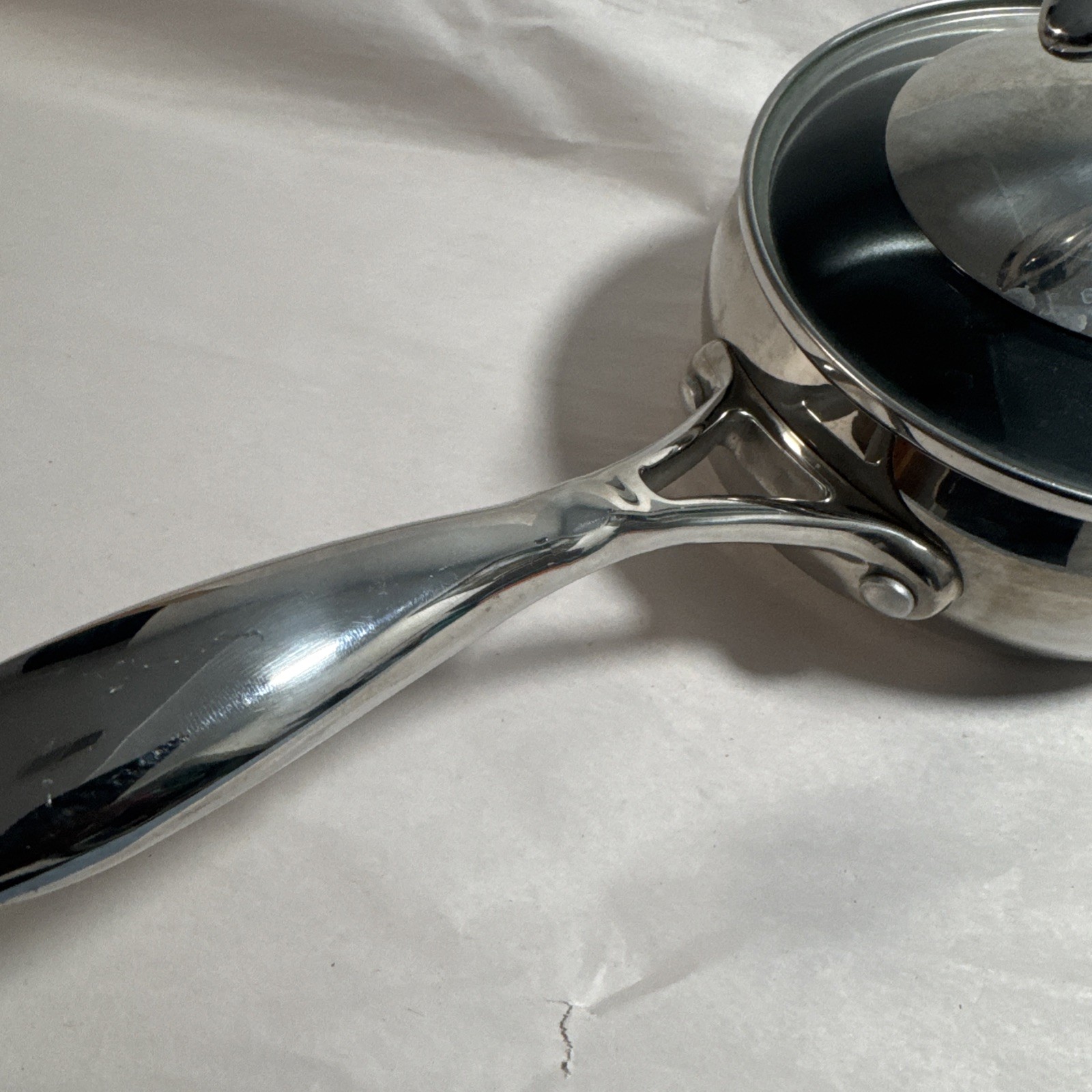 Tupperware Chef Series Non Stick 1 Qt 1.0LSauce Pan Stainless Steel Glass Cover