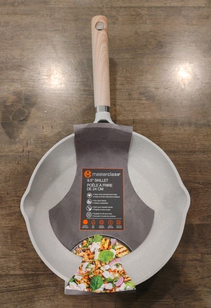 Masterclass 9.5″ Inch Nonstick Skillet Beige/Ivory Ceramic Frying Pan Pour Spout