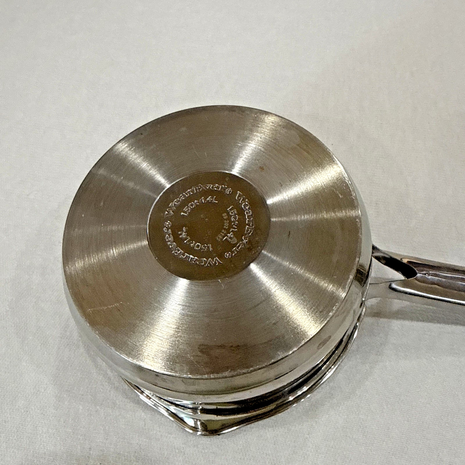 WEAREVER Stainless 1.5 Qt Double Spout/Strainer in Lid Sauce Pan Quality Pot