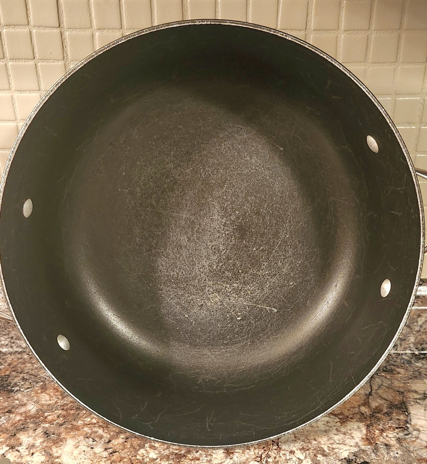 Calphalon 8.5 Qt Hard Anodized Dutch Oven Stock Pot w/ Glass Lid 8788 1/2
