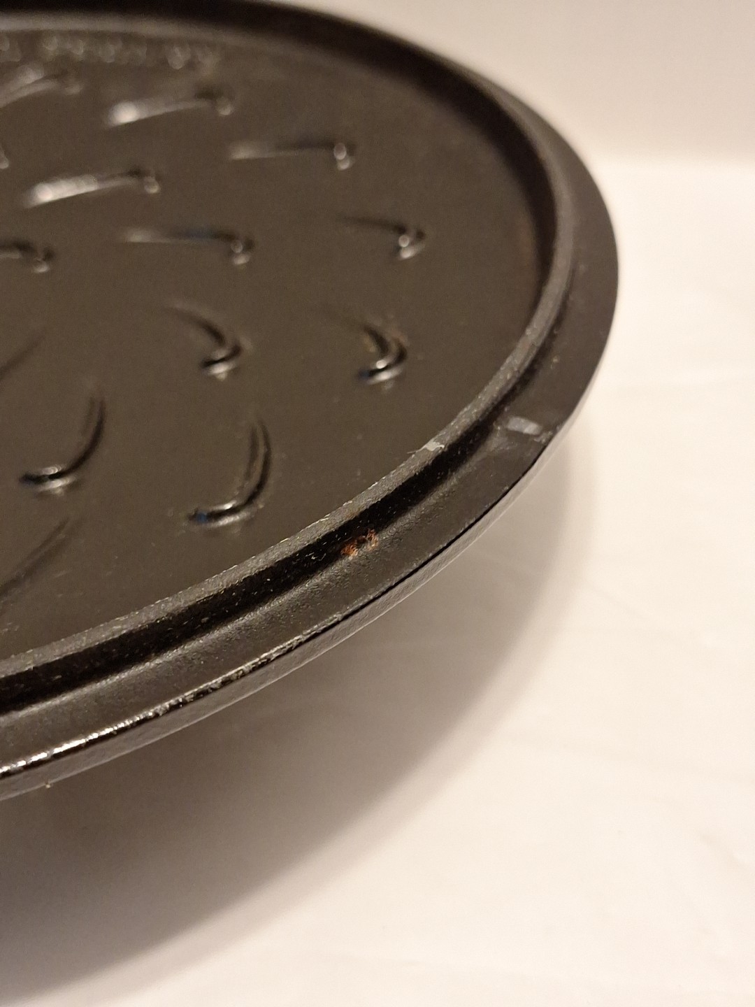 STAUB 24cm/3.75-Qt Essential French Oven Matte Black France Read Desc See Pics