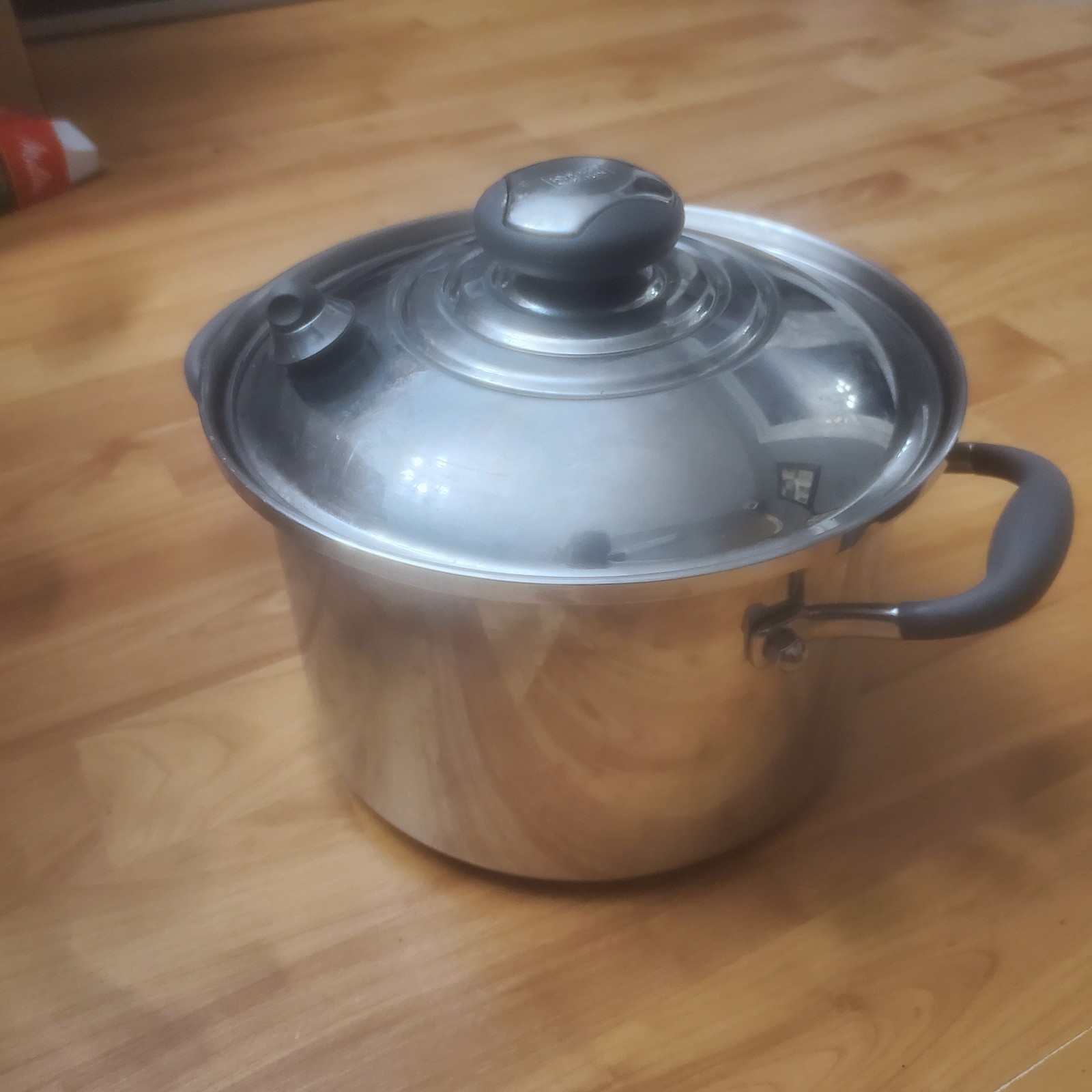 KITCHEN CHARM 4 QT POT AND LID T304 SURGICSL STAINLESS WATERLESS