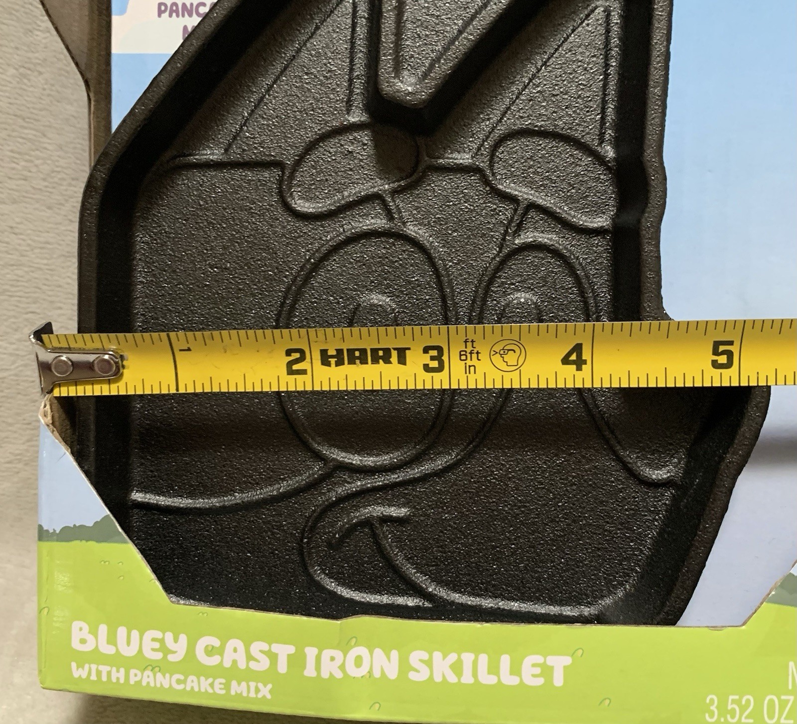 NEW Bluey Face Cast Iron Metal Pancake Skillet/Batter Mix Gift Set