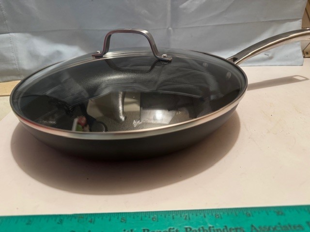 NEW Calphalon CLASSIC (HIGHLY RATED) – HARD ANODIZED 12″ FRY PAN W/ LID
