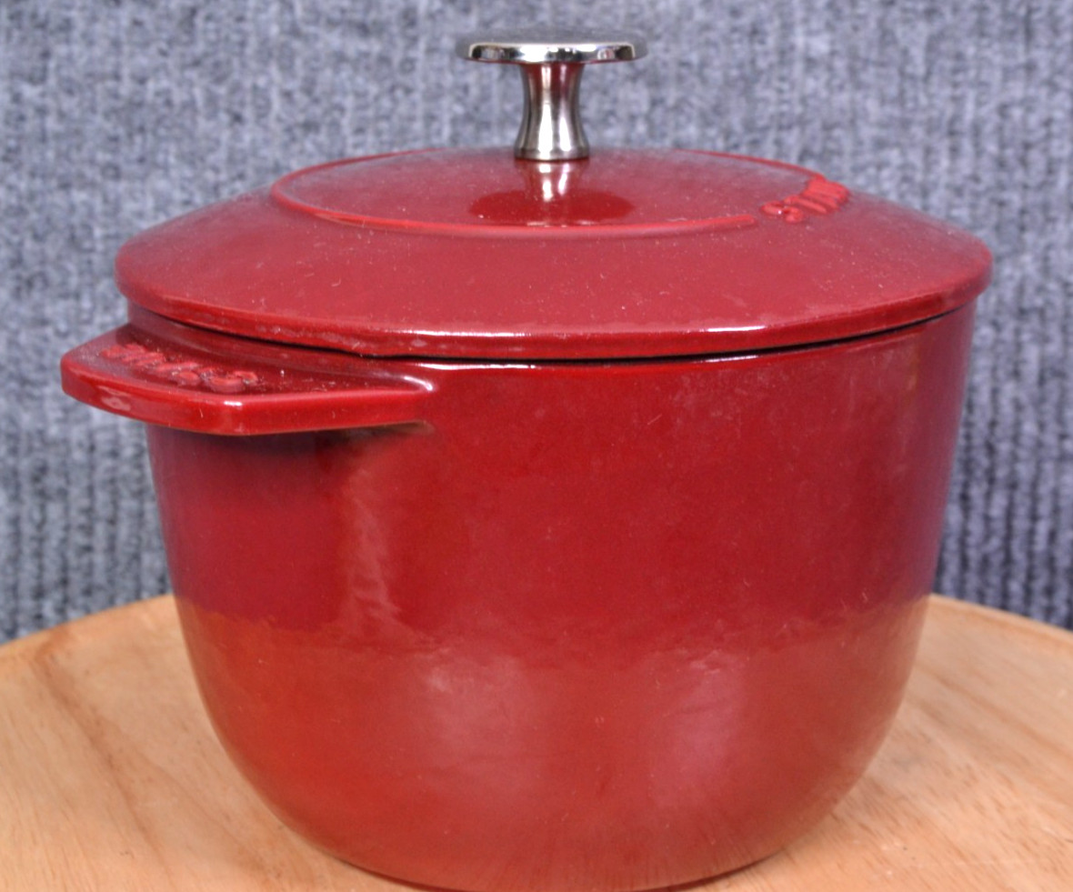 Staub Red La Cocotte de GOHAN 16cm Rice Pot Cooking 6 1/4″ France Cast Iron